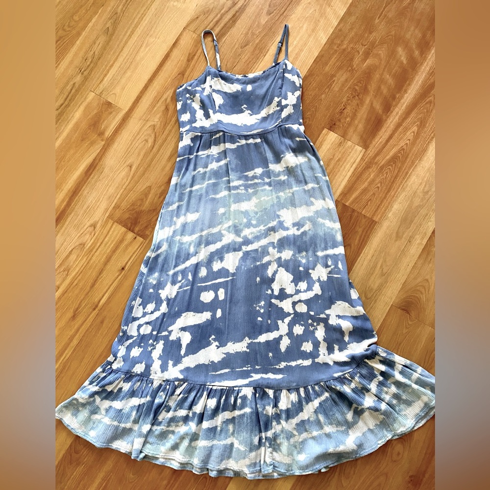 Like new Knox Rose Maxi Size Medium